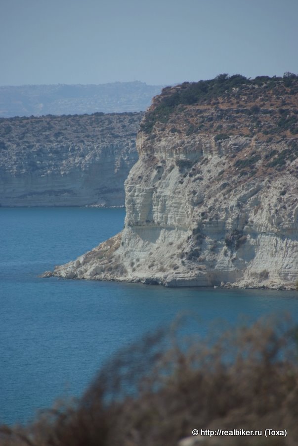   (Kourion).    Happy Valley.